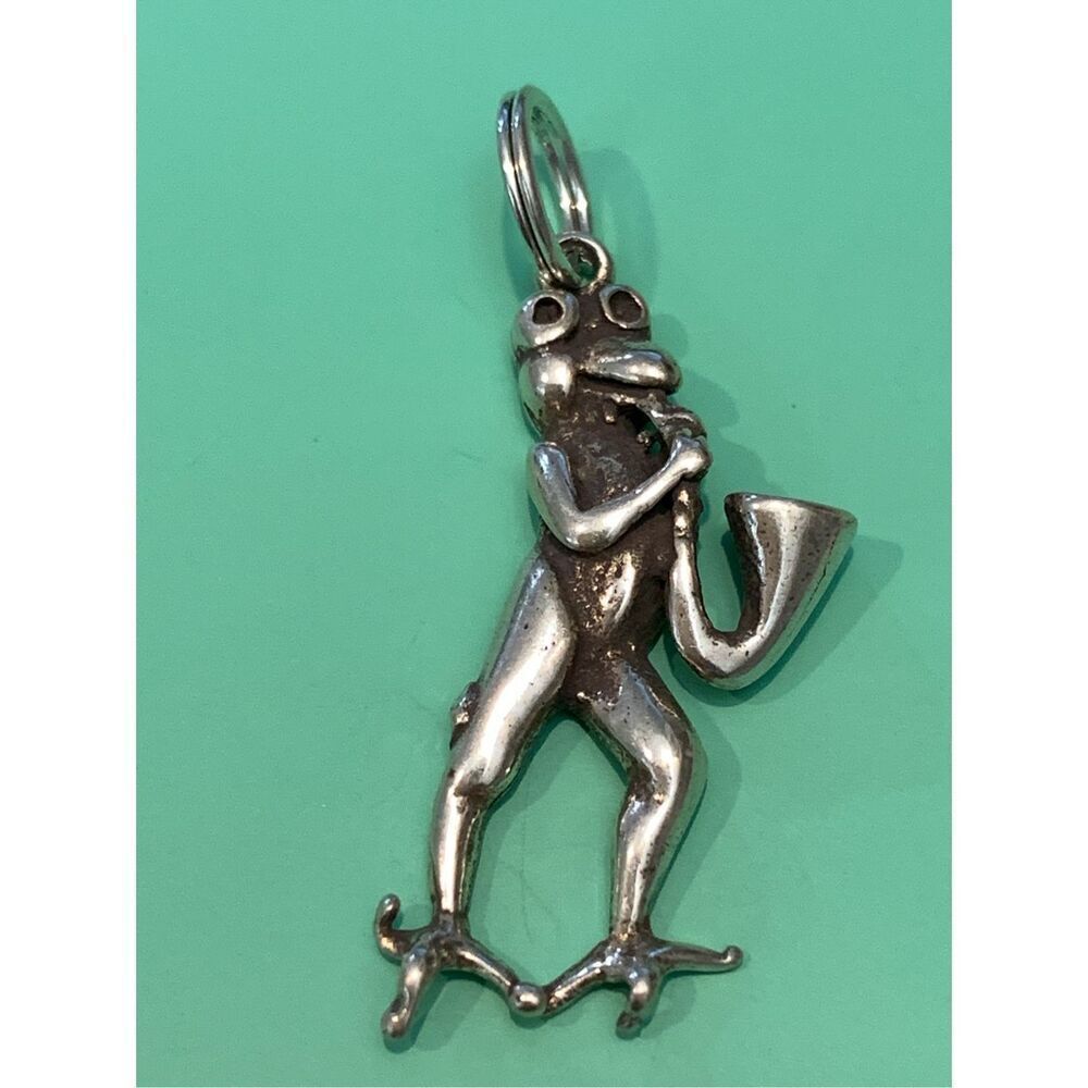 .925 Frog Playing Saxophone Sterling Silver Jewelry Charm #music #frog #sax